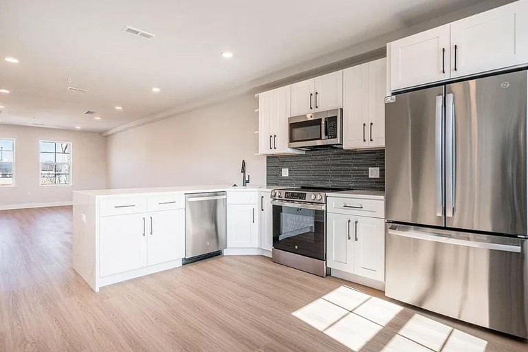 2707 Maya Lane PendingTop